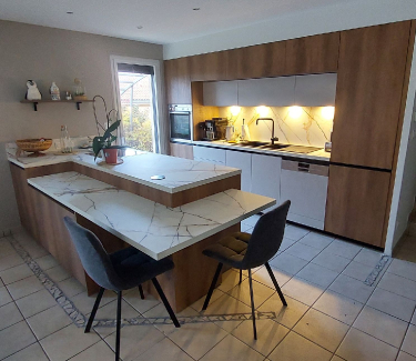 Intemporelle alliance blanc / bois